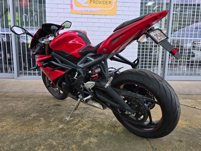 2015 Triumph DAYTONA 675 Red