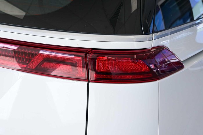 2023 Kia Carnival S
