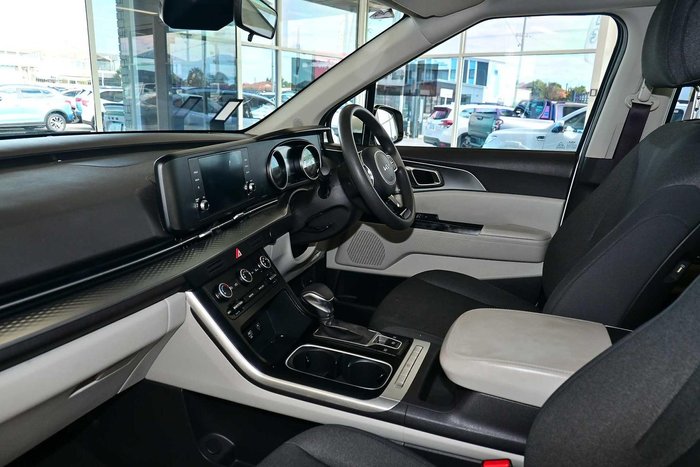 2023 Kia Carnival S