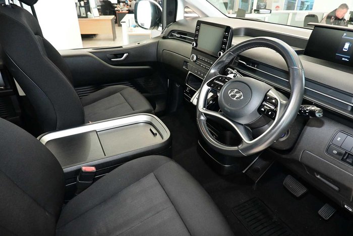 2022 Hyundai STARIA