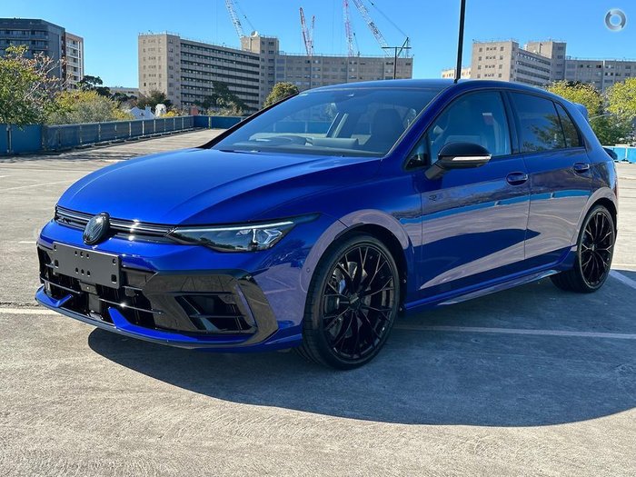 2025 Volkswagen Golf R Black Edition