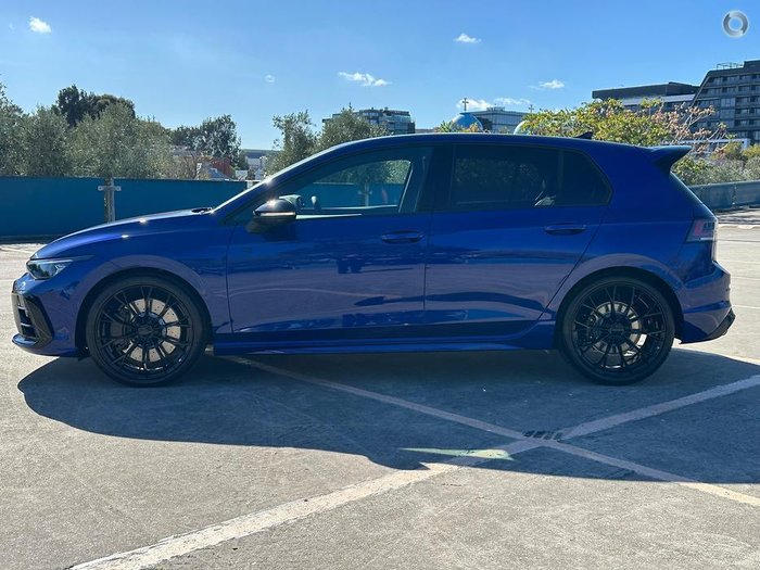 2025 Volkswagen Golf R Black Edition