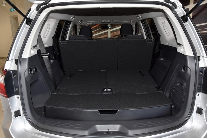 2020 Isuzu MU-X LS-U MY19 4X4 Dual Range Titanium Silver
