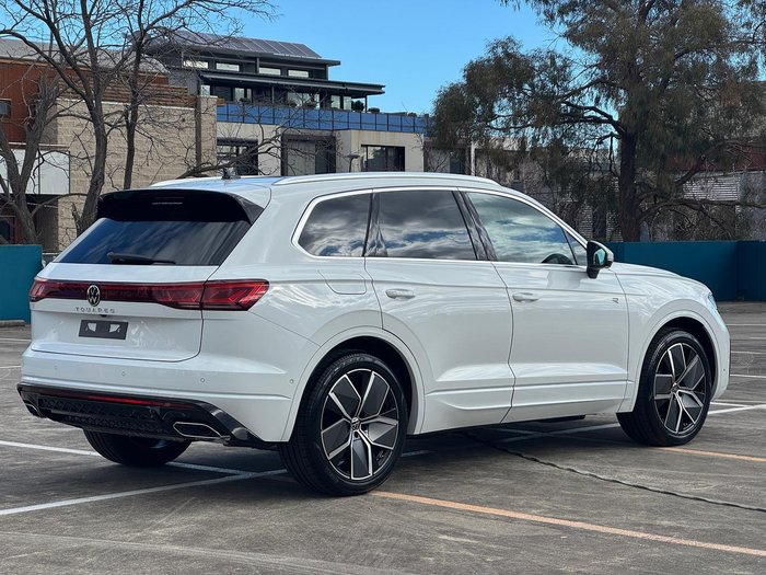 2025 Volkswagen Touareg 210TDI R-Line