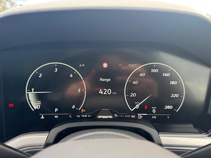 2025 Volkswagen Touareg 210TDI R-Line