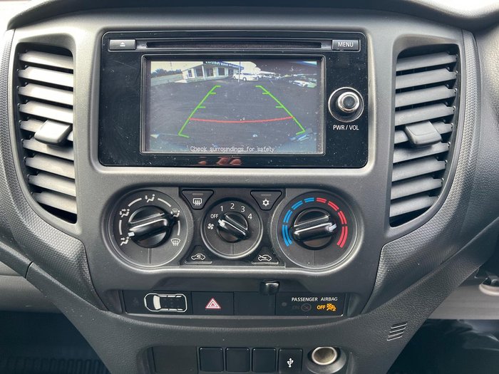 2017 Mitsubishi Triton GLX