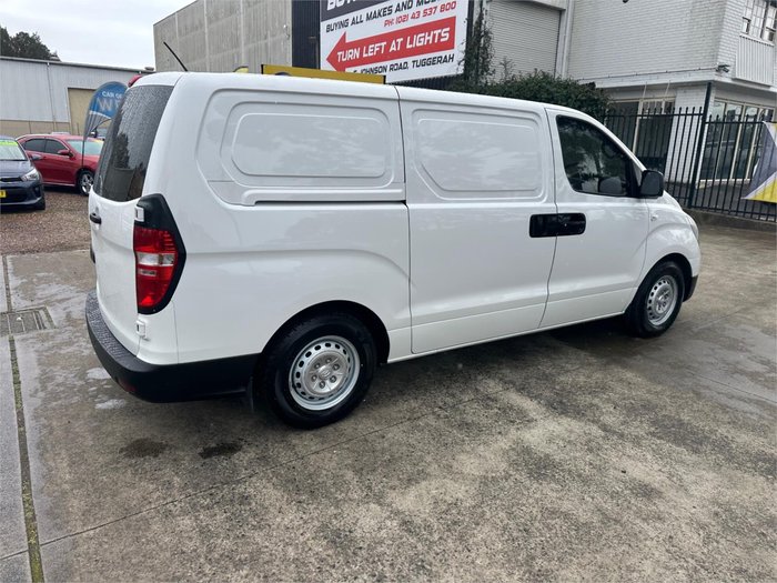 2018 HYUNDAI iLOAD 3S TWIN SWING