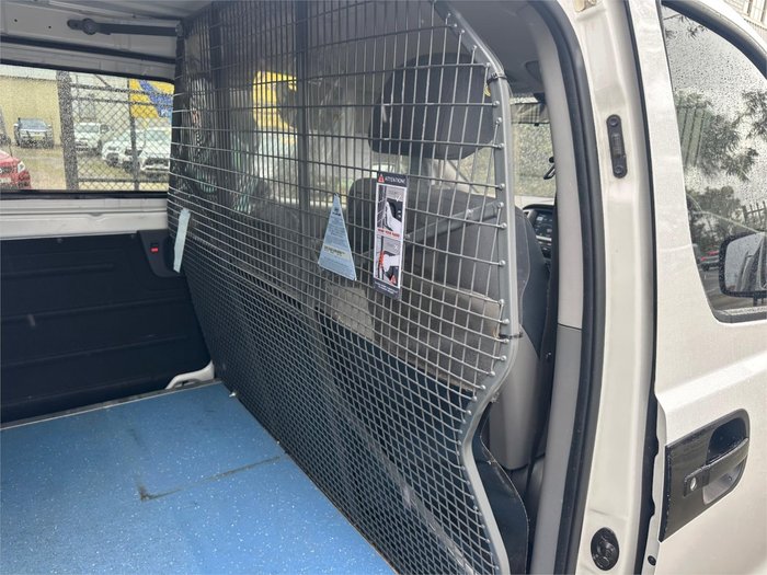 2018 HYUNDAI iLOAD 3S TWIN SWING