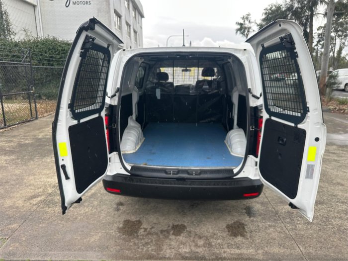 2018 HYUNDAI iLOAD 3S TWIN SWING