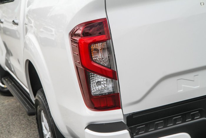 2025 Nissan Navara ST