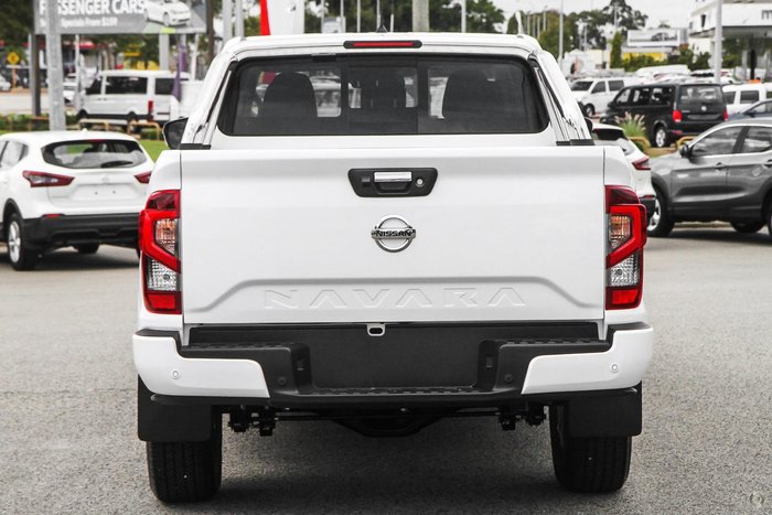 2025 Nissan Navara ST