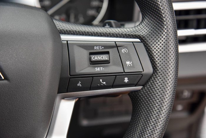 2024 Mitsubishi Outlander ES