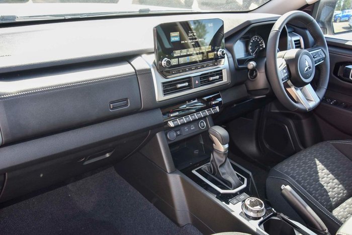 2025 Mitsubishi Triton GLS