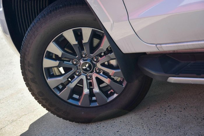 2025 Mitsubishi Triton GLS