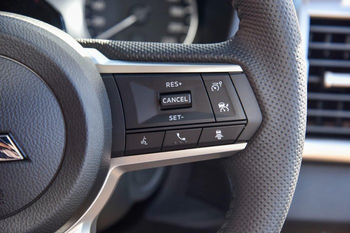 2025 Mitsubishi Triton GLS