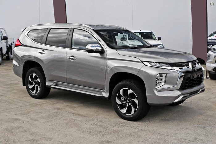 2024 Mitsubishi Pajero Sport GLS