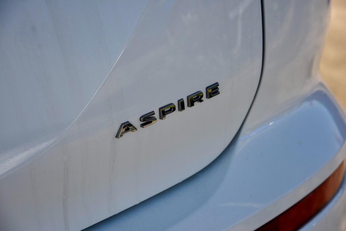 2025 Mitsubishi Outlander Aspire