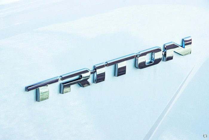 2025 Mitsubishi Triton GLX