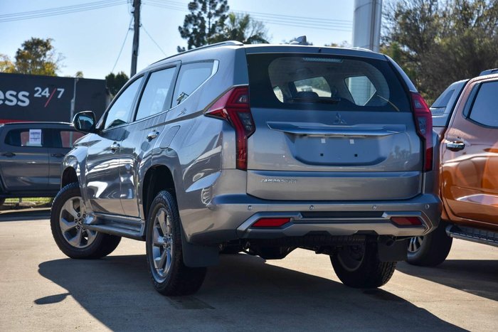 2024 Mitsubishi Pajero Sport GLX