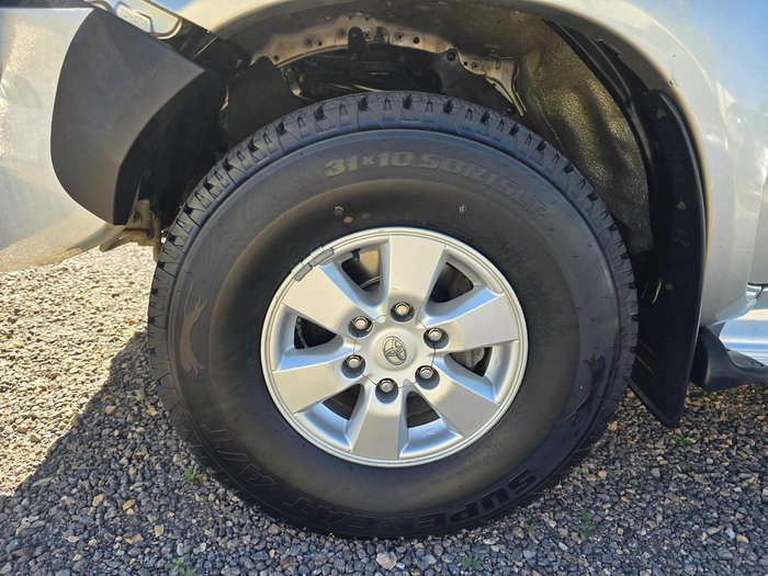 2011 Toyota Hilux SR5 KUN26R MY10 4X4 GOLD