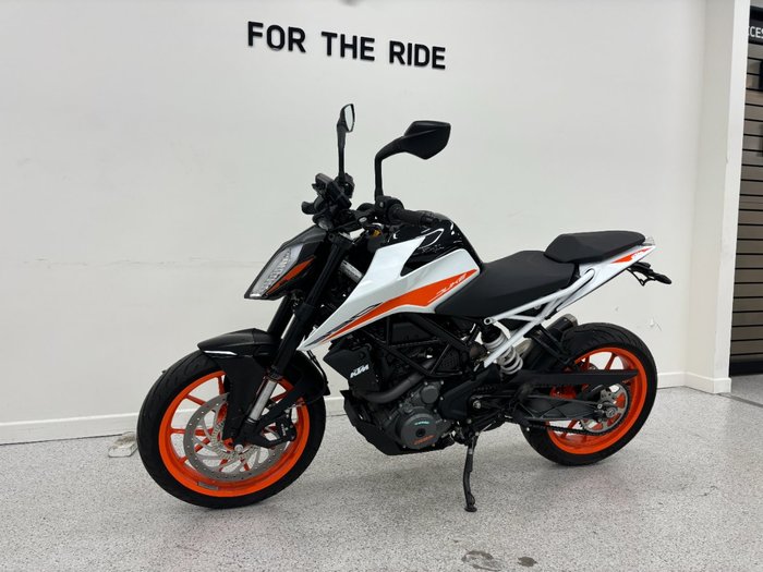 2021 Ktm 390 DUKE White
