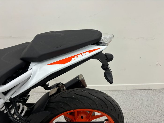 2021 Ktm 390 DUKE White