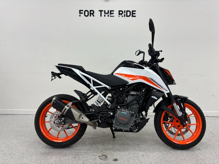 2021 Ktm 390 DUKE White
