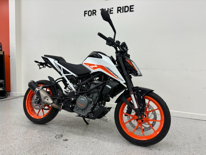 2021 Ktm 390 DUKE White