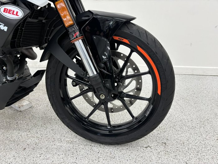 2021 Ktm 390 DUKE White