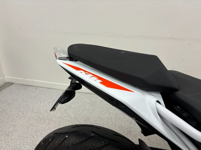 2021 Ktm 390 DUKE White