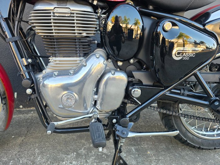 2024 Royal Enfield CLASSIC 350 CHROME RED