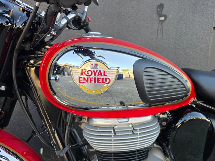 2024 Royal Enfield CLASSIC 350 CHROME RED