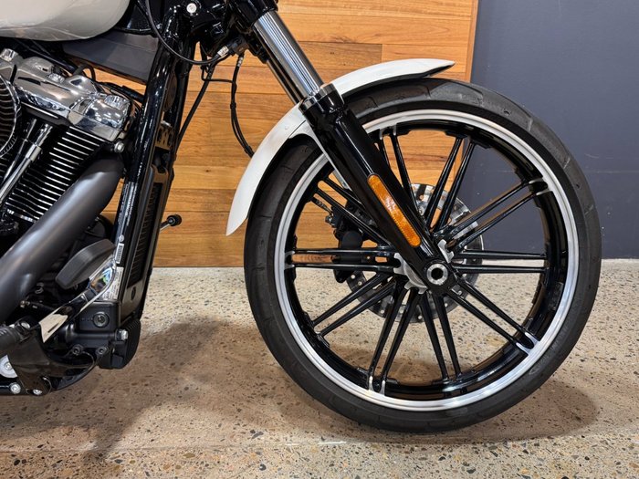 2019 Harley-davidson FXBRS BREAKOUT S (114) White