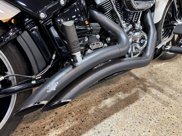 2019 Harley-davidson FXBRS BREAKOUT S (114) White
