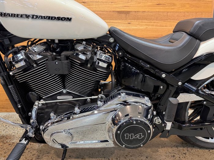 2019 Harley-davidson FXBRS BREAKOUT S (114) White