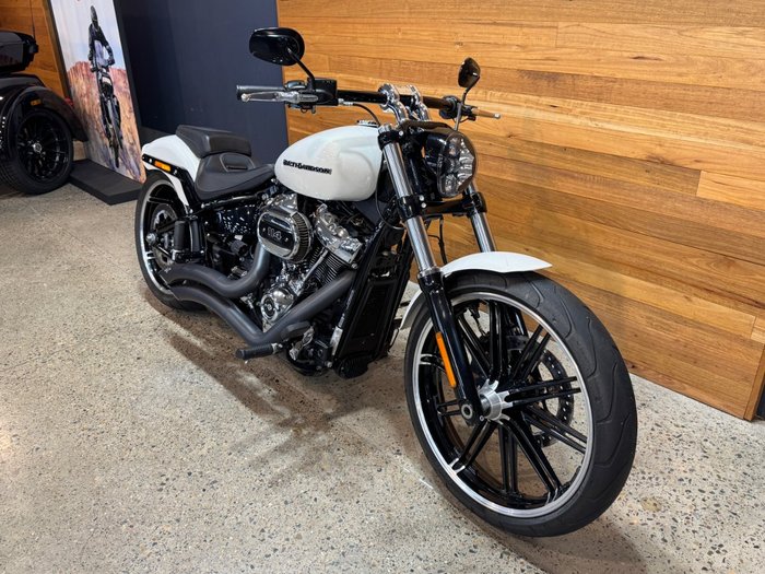 2019 Harley-davidson FXBRS BREAKOUT S (114) White