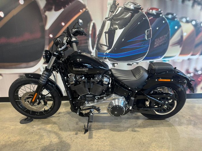 2025 Harley-Davidson Street Bob 117 (FXBB) Softail Black