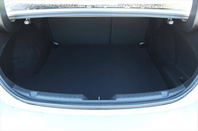 2024 MAZDA Mazda3 G20 EVOLVE