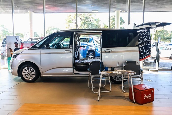 2025 Volkswagen Multivan TDI360 Life