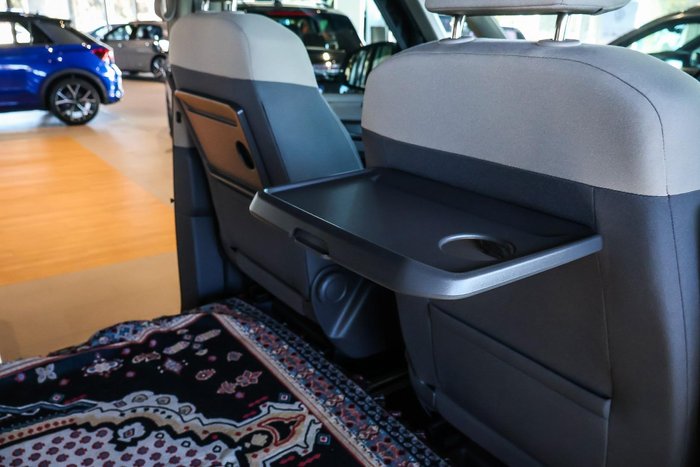 2025 Volkswagen Multivan TDI360 Life