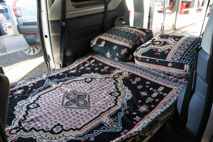 2025 Volkswagen Multivan TDI360 Life