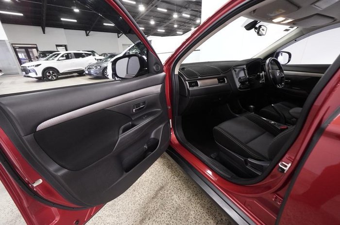 2016 Mitsubishi Outlander XLS