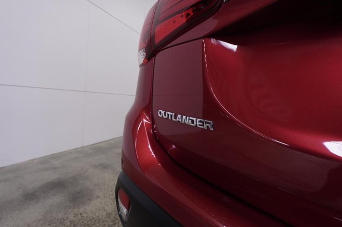 2016 Mitsubishi Outlander XLS