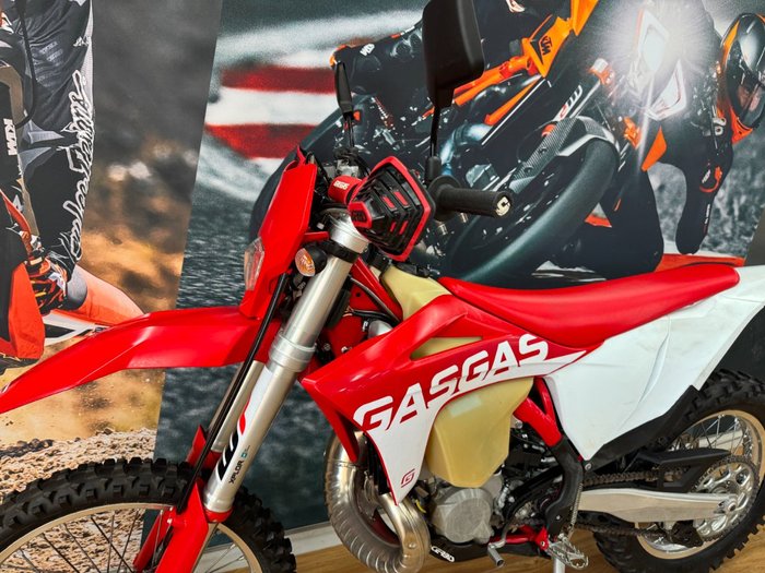 2022 GASGAS EX 300 RED