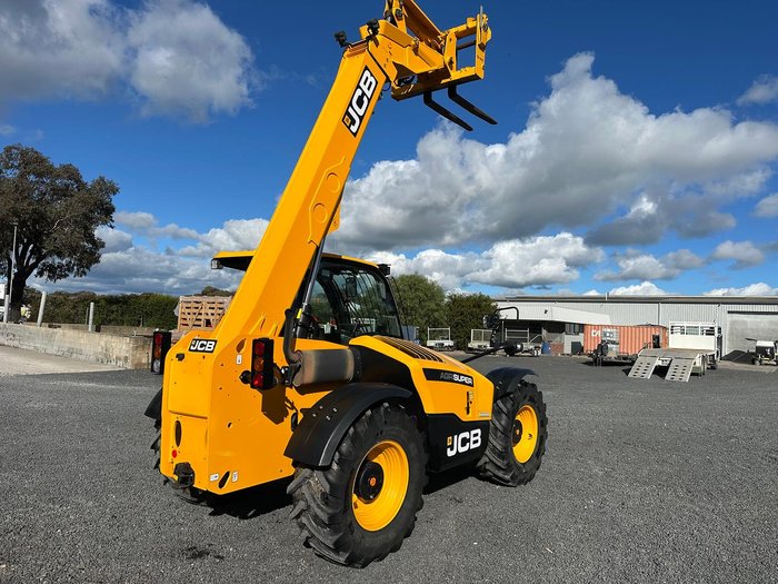 2020 JCB 532-70