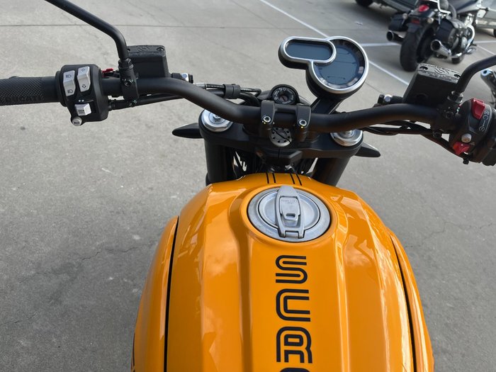 2022 DUCATI SCRAMBLER 1100 Yellow