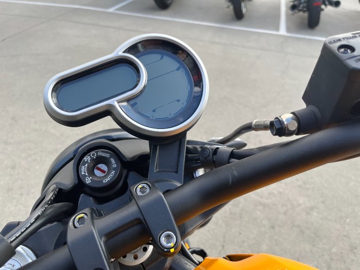 2022 DUCATI SCRAMBLER 1100 Yellow