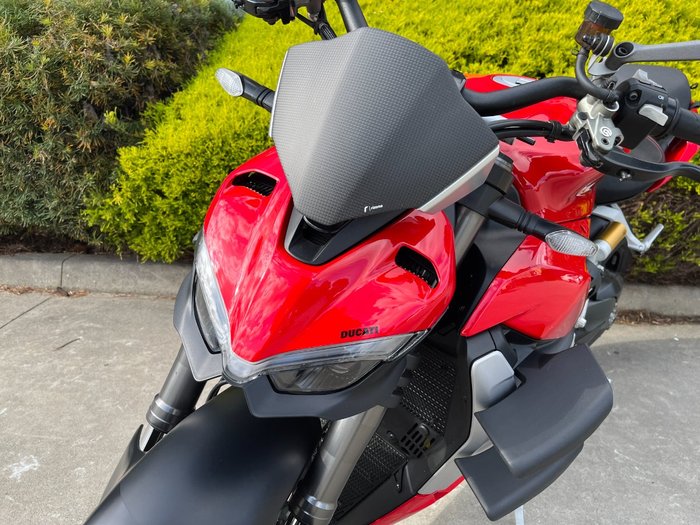 2022 DUCATI STREETFIGHTER V2 Red