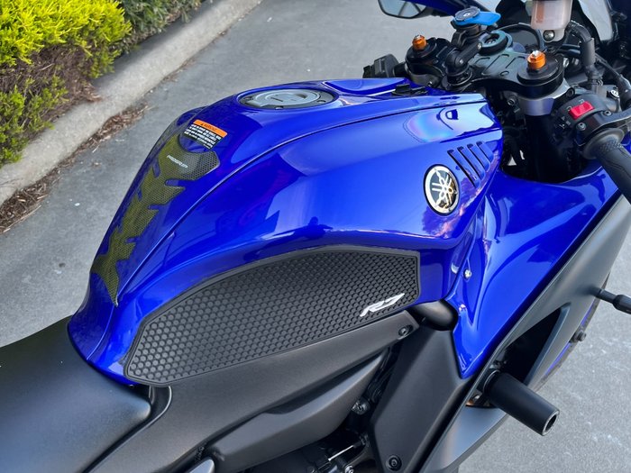 2024 Yamaha YZF-R7LA Blue
