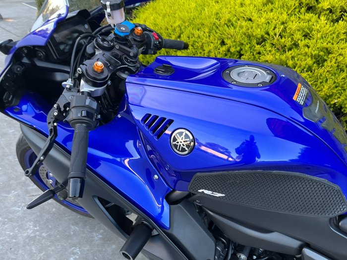 2024 Yamaha YZF-R7LA Blue